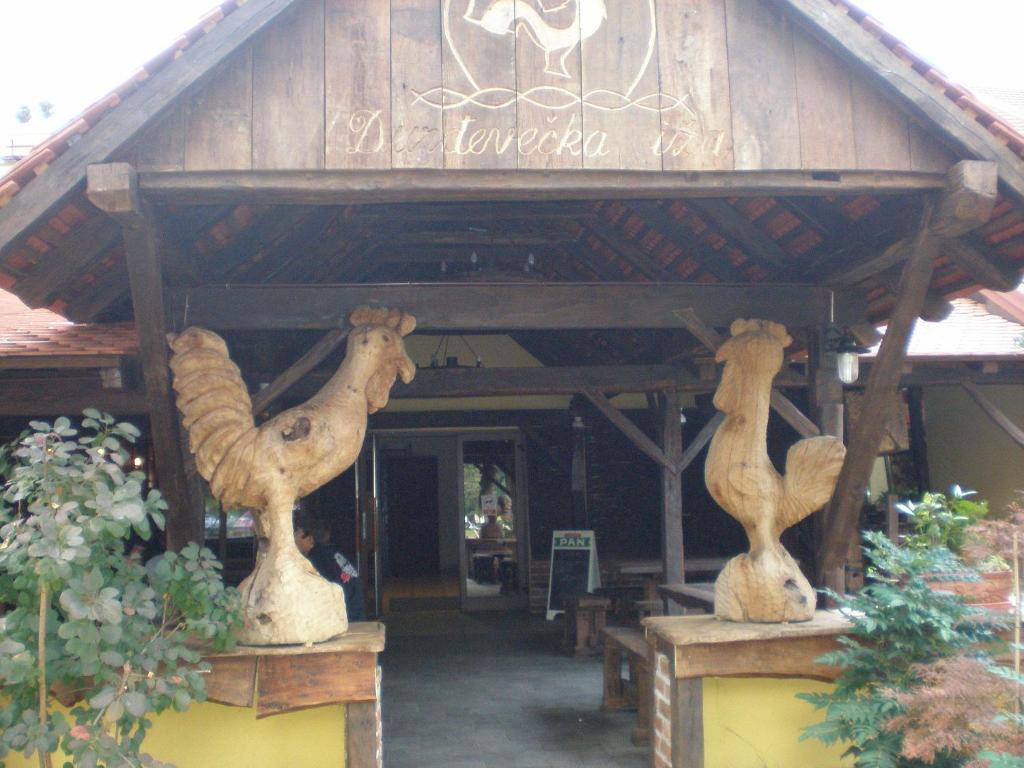 Hotel Picok Ðurđevac Exterior foto
